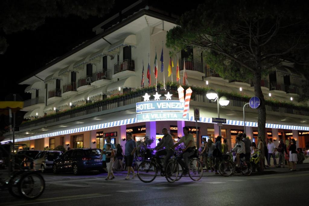 Hotel Venezia E La Villetta リド・ディ・イエゾロ エクステリア 写真